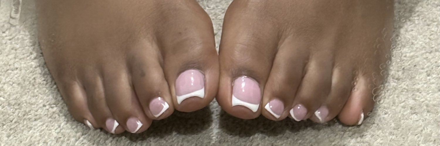 Prettytoesimany's banner