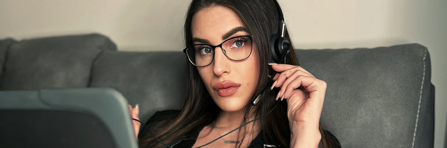 HousewifeSinful's banner
