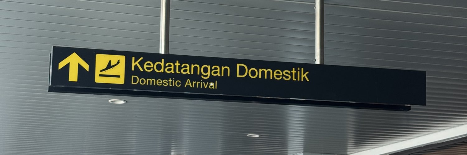 manusia silver's banner