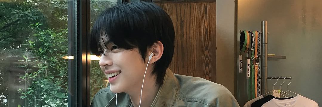 언's banner