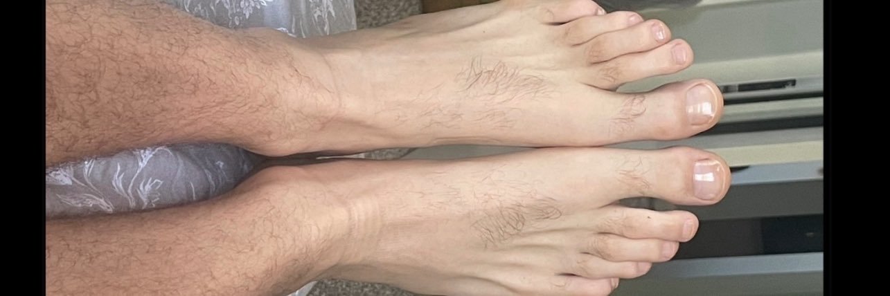 Mr. Size 18 Feet's banner