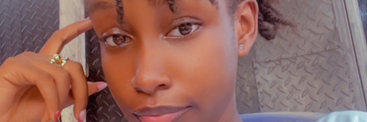 Ivy live💕🤭's banner