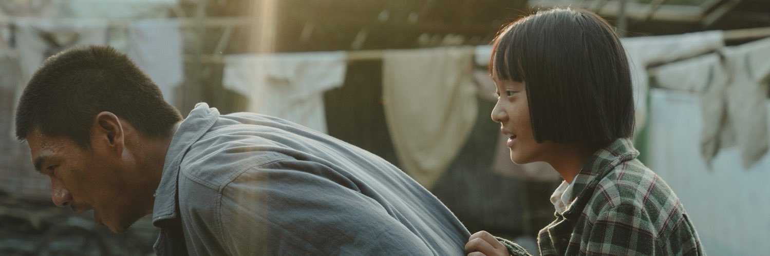 映画『霧のごとく』公式's banner