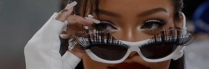 🦋's banner