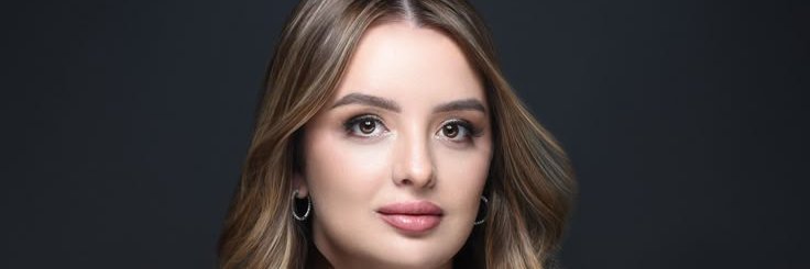 Eva Sam 💙's banner