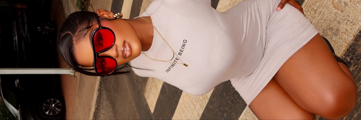Susan De- Souza 🌟's banner
