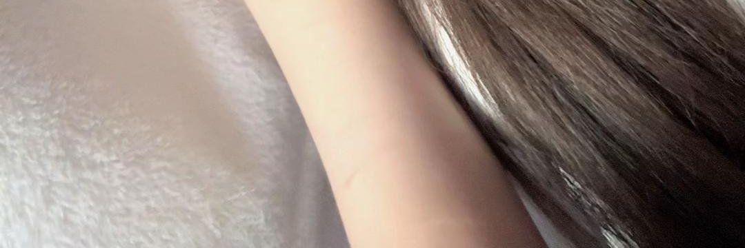 YY's banner