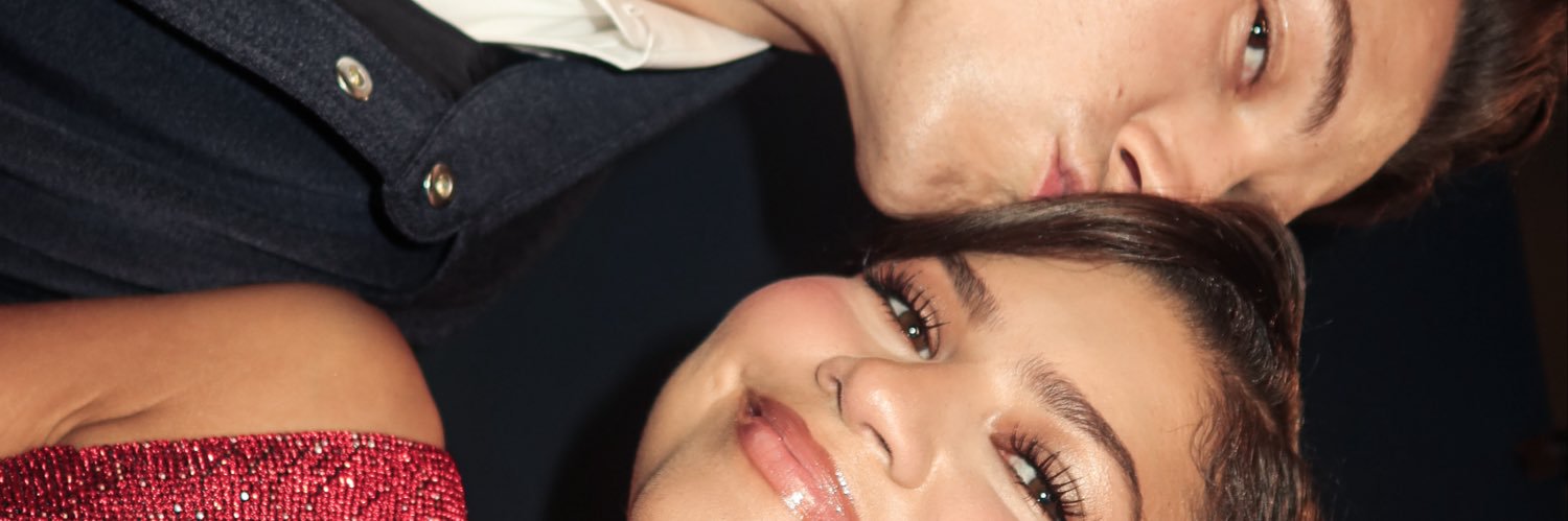 francesca ✶࿐'s banner