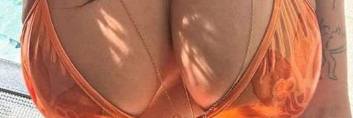 mia khalifa fan chat's banner