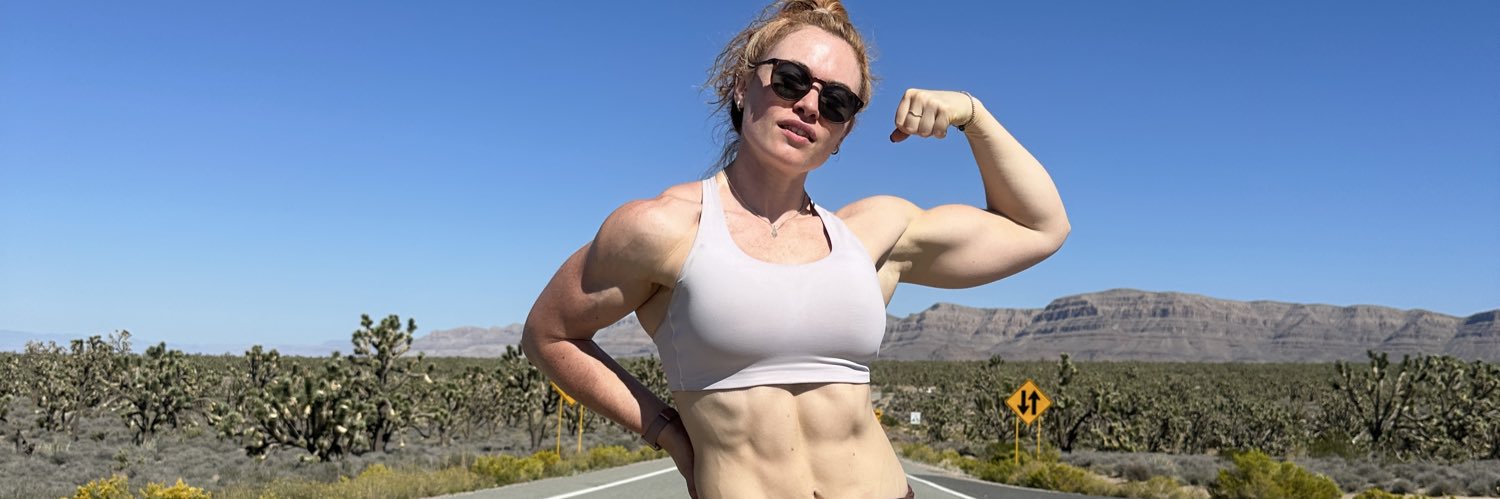Alexis Luna - Athlete & Model's banner