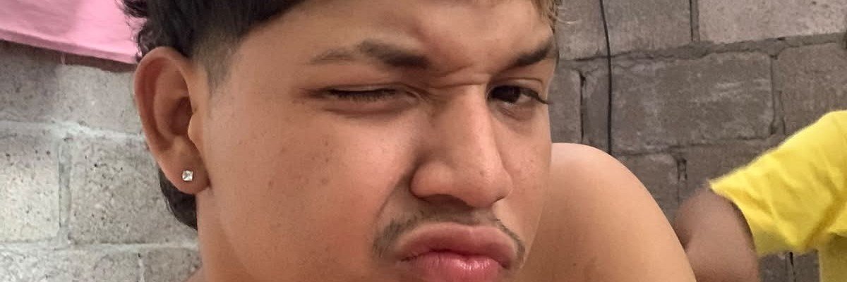 yochy🥵's banner