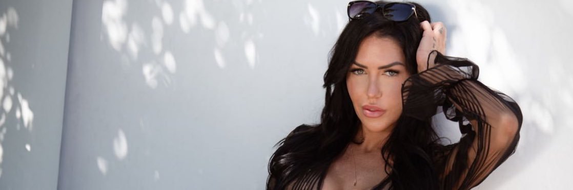 Kylie Fox's banner