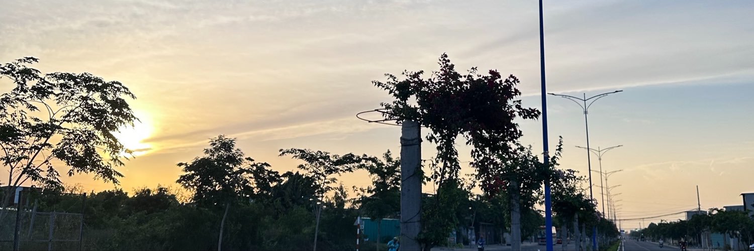 Chí Dũng's banner