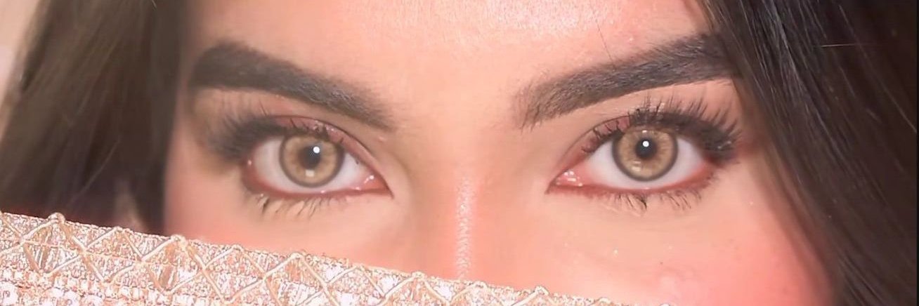 Introvert 🌸's banner