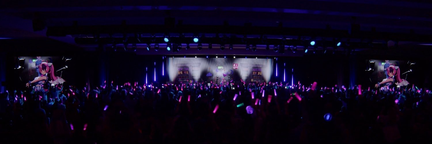 Juna 😈's banner