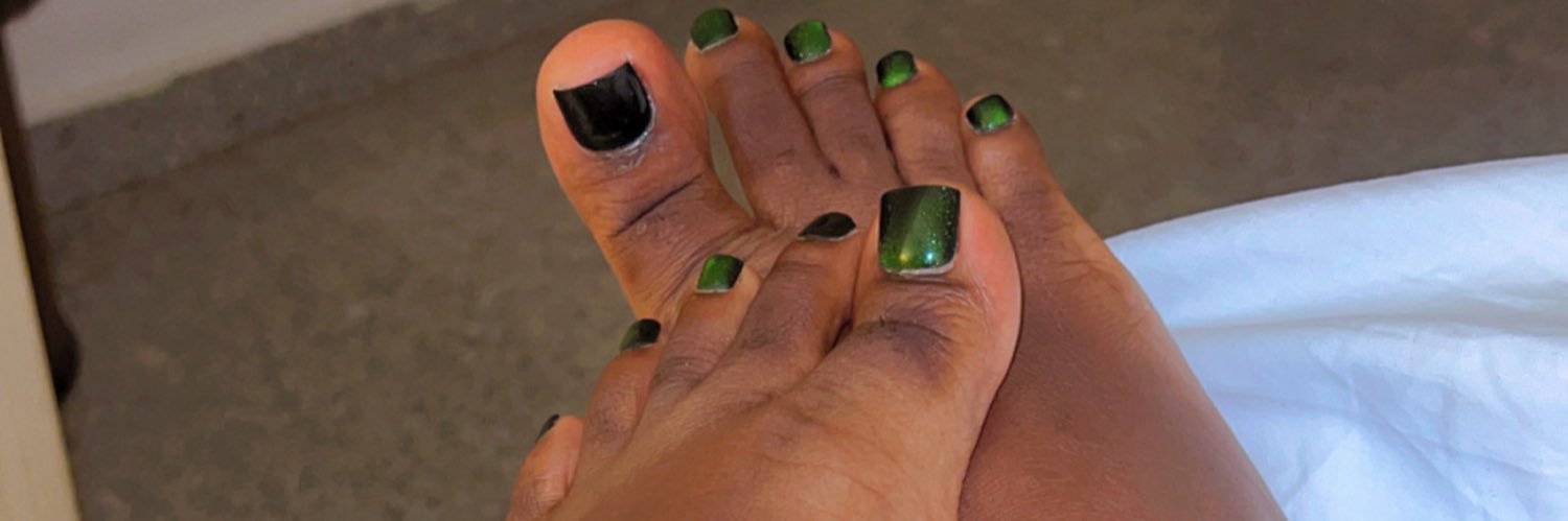 Dominatrix Gold's banner