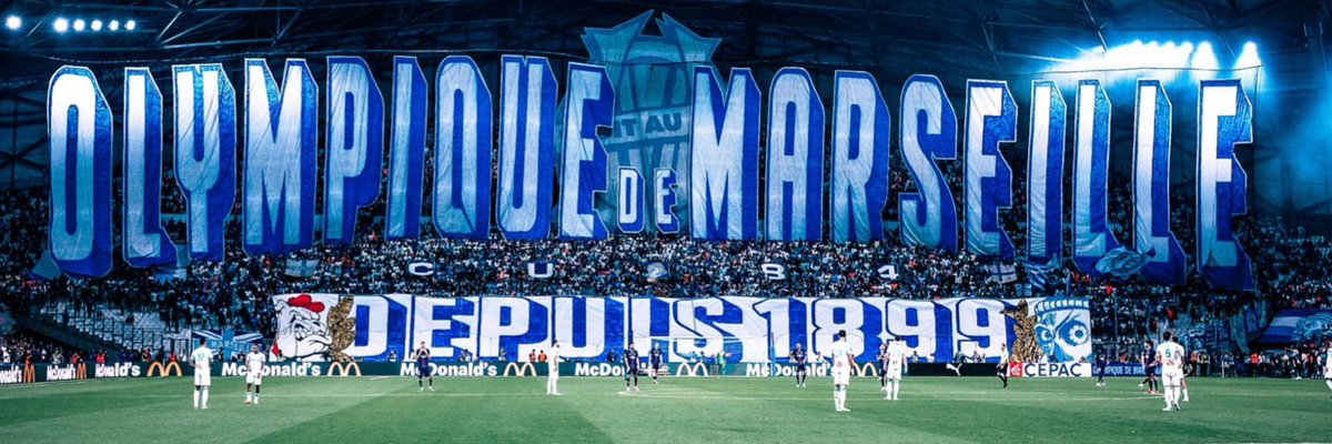 La Source Marseillaise's banner