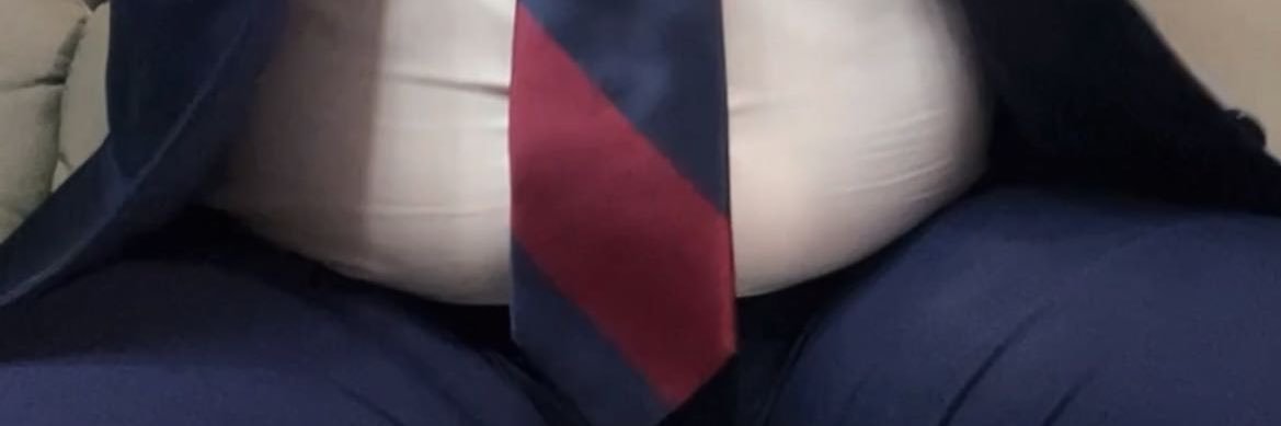 正装爷们壮熊主's banner