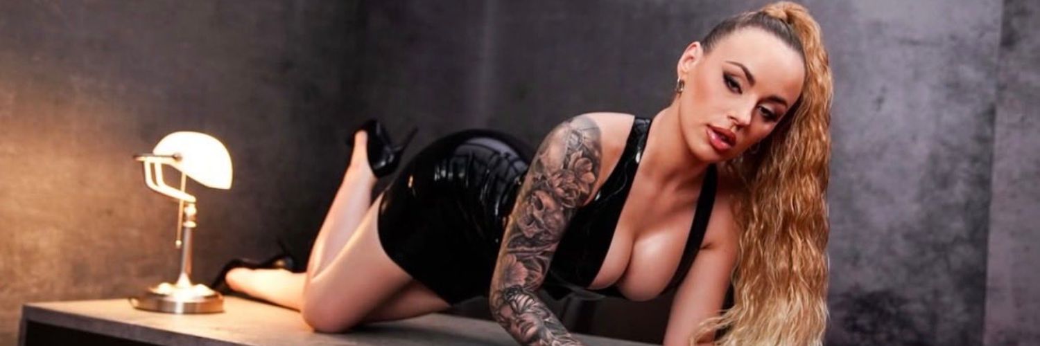 just Porn Girl 🍒's banner
