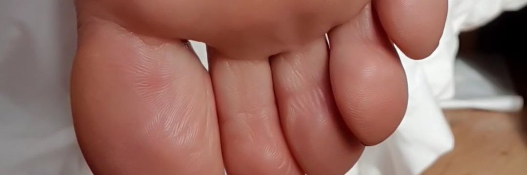 Thefeetadmirer_'s banner
