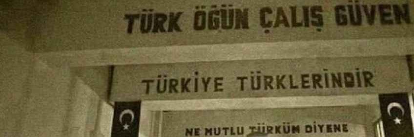 doktor bey's banner