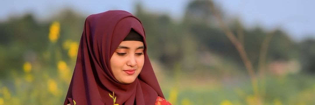 khatoon 🫦's banner