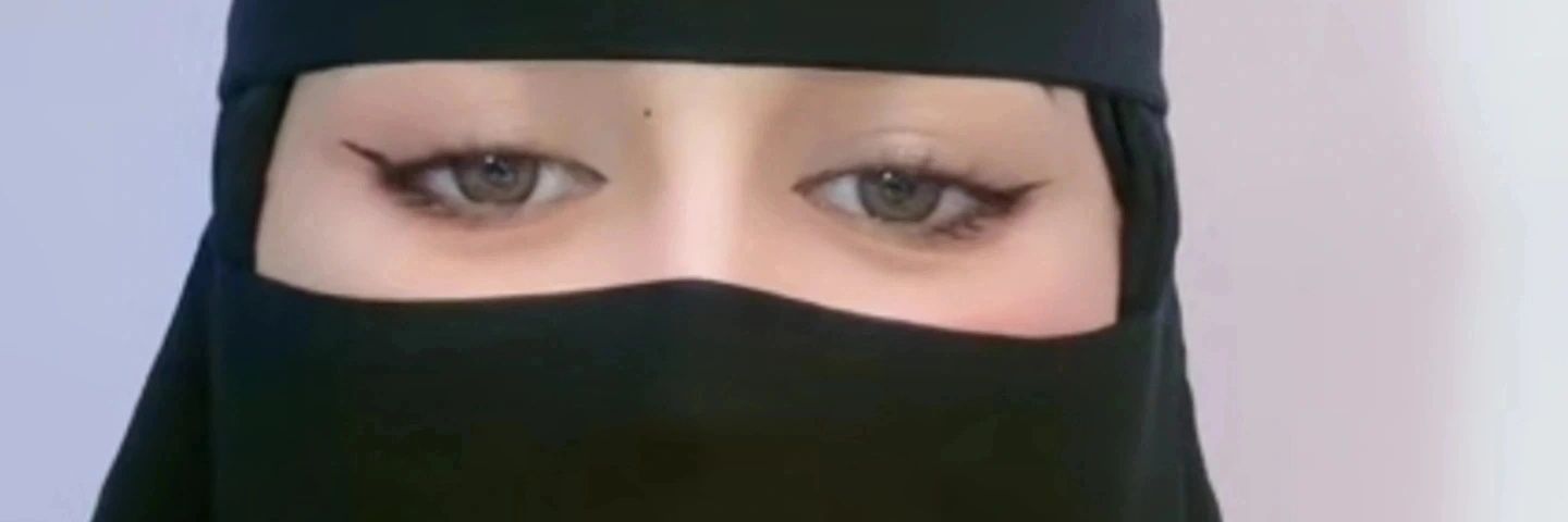 خديجة's banner
