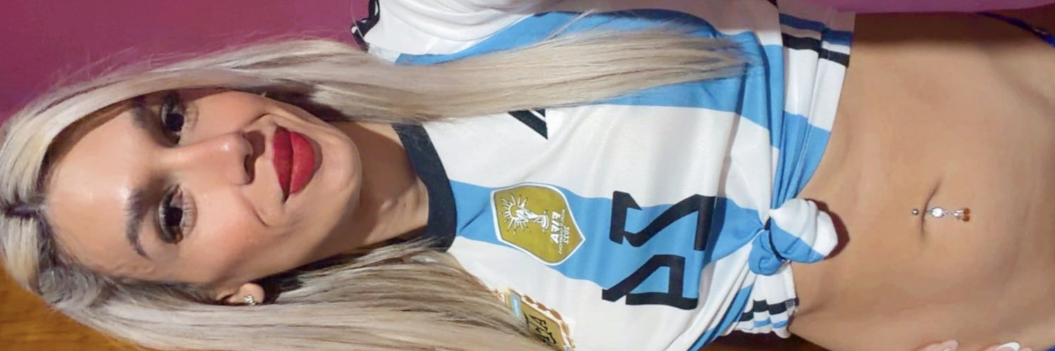 Juli Correa's banner