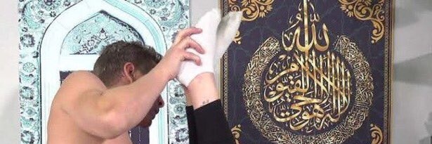 الكافر 😈's banner