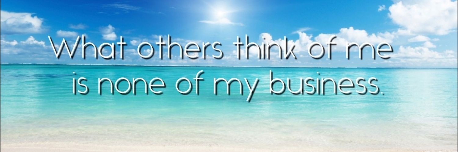 Eve :) 🍁🍃🌥's banner