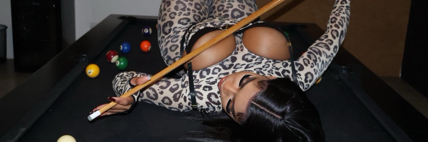 Anna Mae's banner