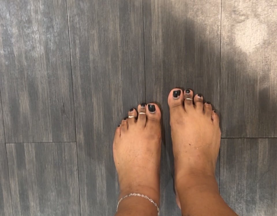 Sz12Musclemomfeet 🇮🇪🇫🇷's banner
