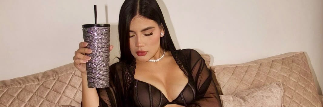 Emily Pérez's banner