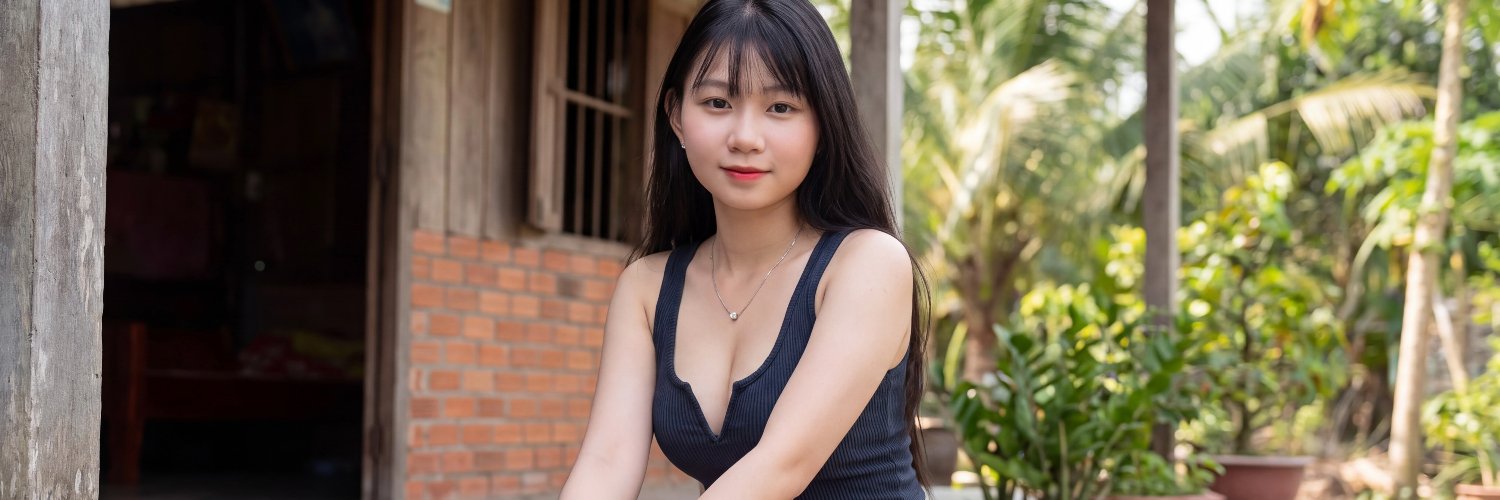 Teacher Mai Anh's banner