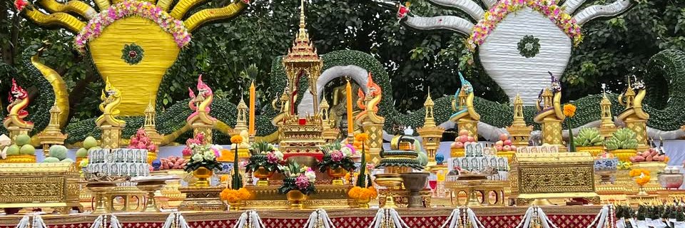 แม่รุ่งพาเพลิน's banner