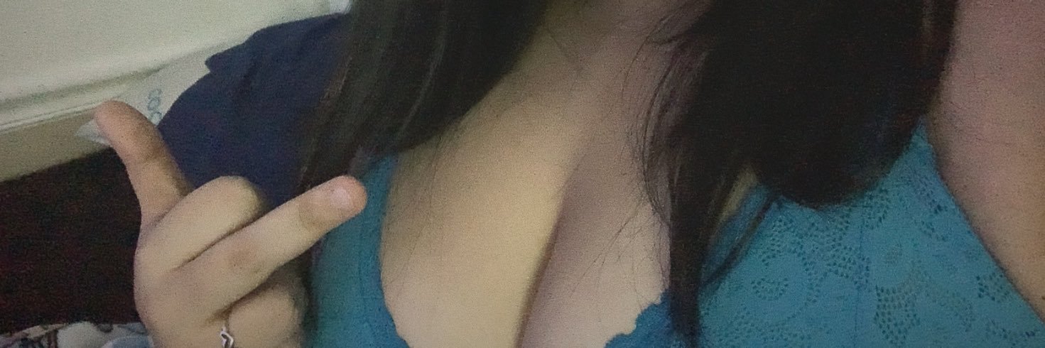 bratttt💋's banner