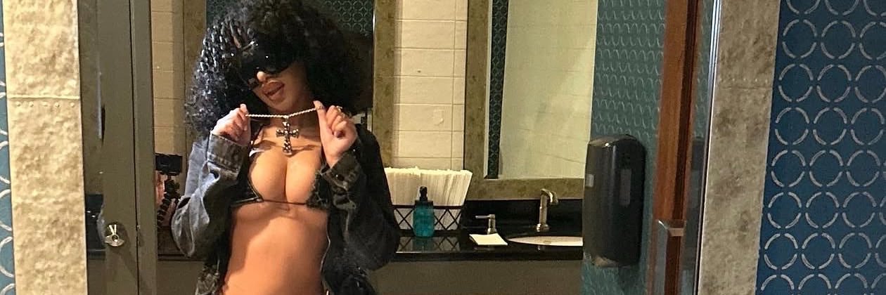 playgirlxo's banner