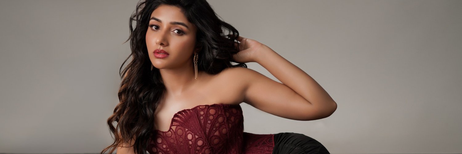 𝘋𝘙𝘐𝘗𝘗𝘌𝘙 💋's banner