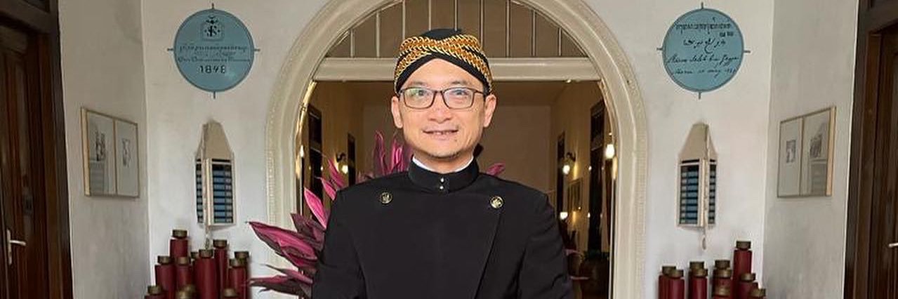 M Hasanuddin Wahid's banner