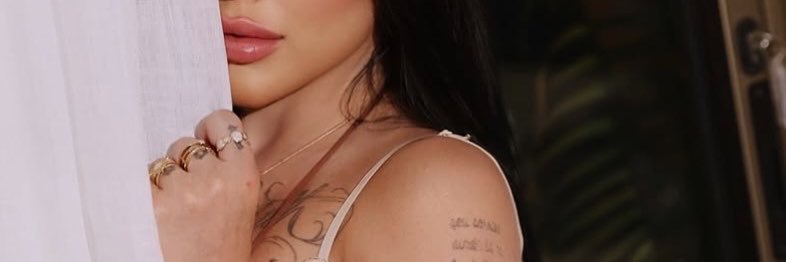 mirella's banner