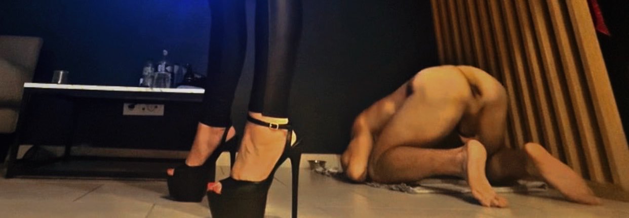 Sabrina Mirata 👠's banner