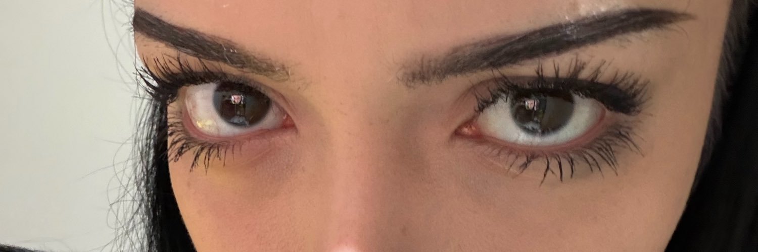 Hannia🧛🏻‍♀️🥷🏻's banner