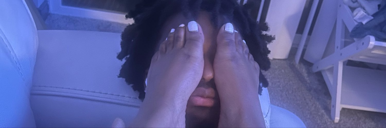 That one guy 👣's banner