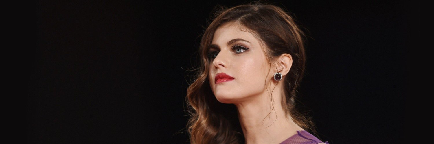 Alexandra Daddario Stan's banner