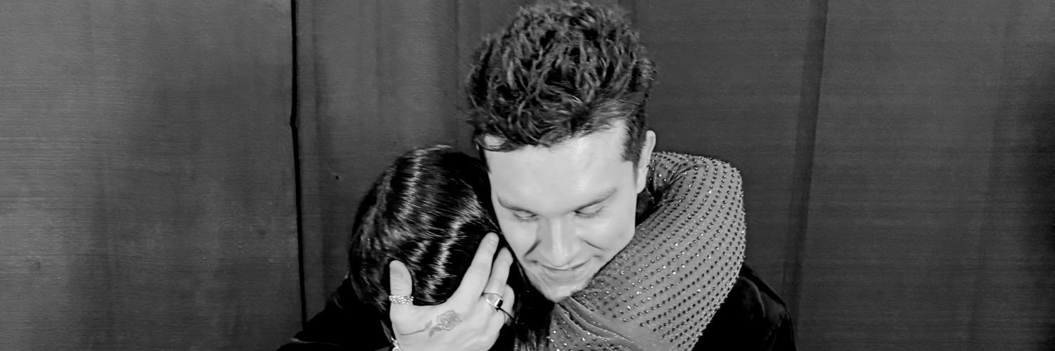 Vi é SUPER FÃ✨'s banner