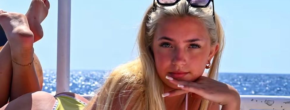 Hollsxx's banner