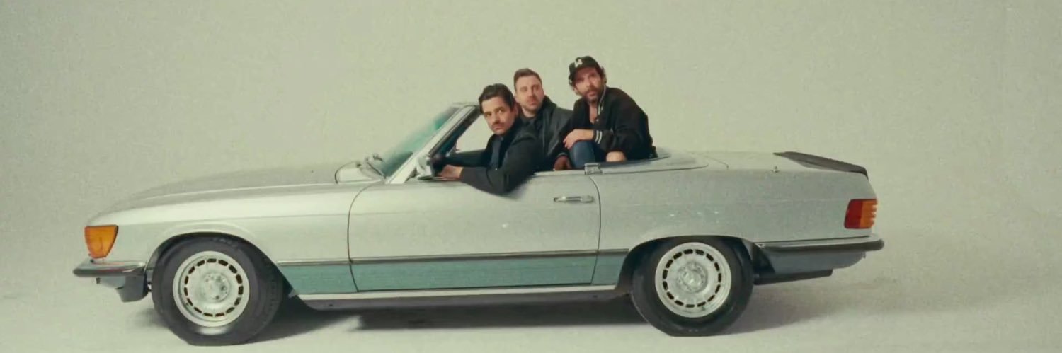 •emo since 2008 e o taxista•'s banner