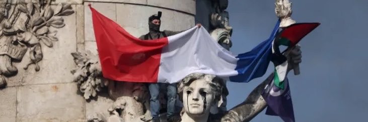 serbestiyet's banner