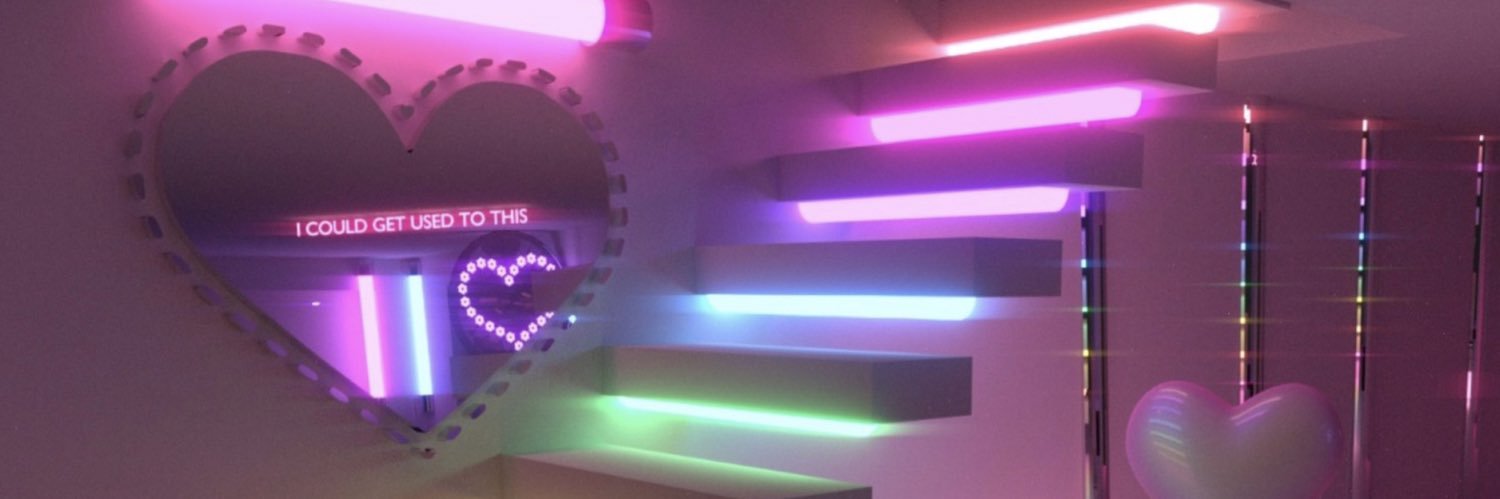 iwasintheshower ♡'s banner