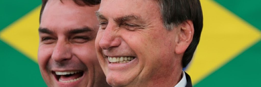 Amanda M | Libertem Bolsonaro's banner